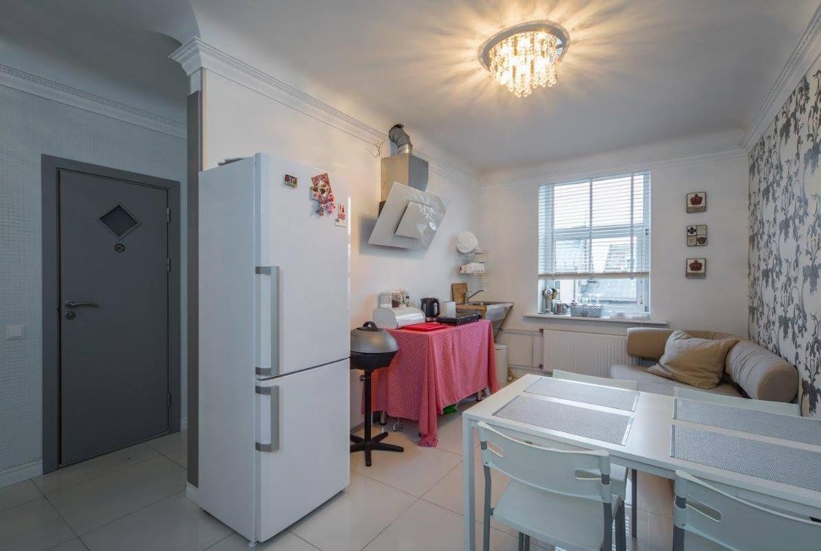 Cerntal Luxury Apartment *